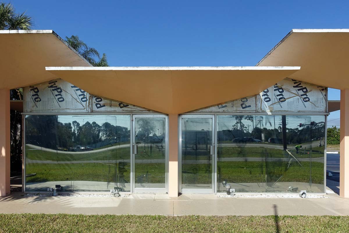 General view 4 of Warm Mineral Springs Inn showing the thin-shell concrete roof in January 2019.